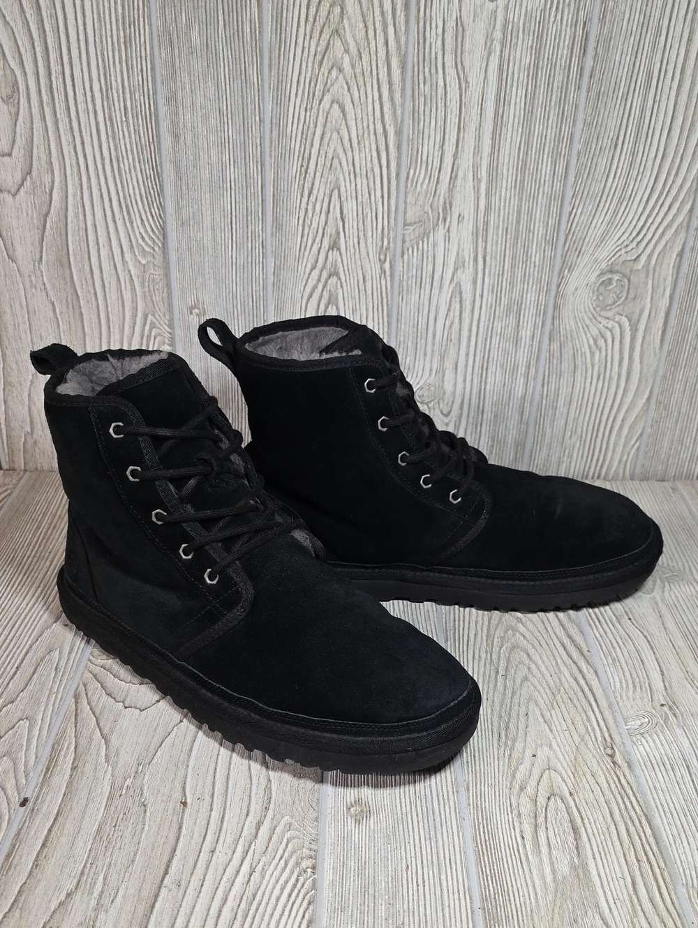 UGG Harkley Black Suede Lace Up Chukka Boots Mens Size 12
